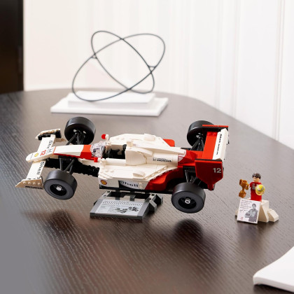 LEGO Icons 10330 - McLaren MP4/4 e Ayrton Senna