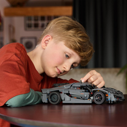 LEGO Technic 42173 - Hypercar Koenigsegg Jesko Absolut grigia
