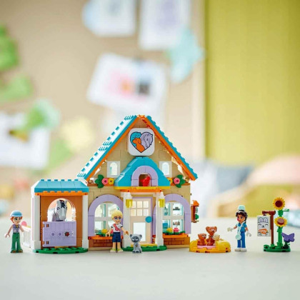 LEGO Friends 42651 - Cavallo e clinica veterinaria