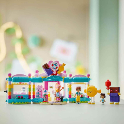 LEGO Friends 42649 - Negozio di dolciumi di Heartlake City