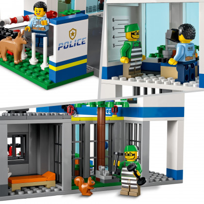 LEGO City 60316 Police Station Building Set